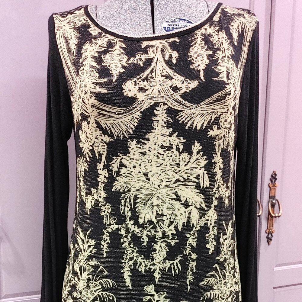 Vanilla Sugar Brand, Black and Tan Patterned, size M - L